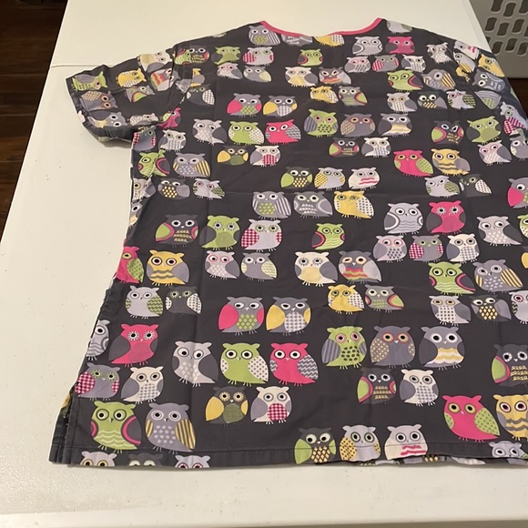 Scrub HQ Top Small - Picture 9 of 11